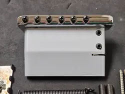 2008 FENDER AMERICAN DELUXE CHROME STRAT BRIDGE TREMOLO FOR USA ELECTRIC GUITAR