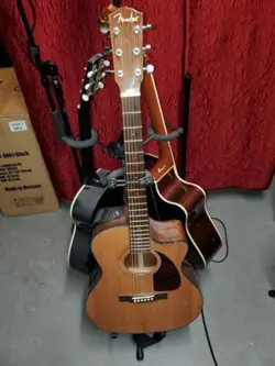 FENDER ACOUSTIC CA360SCE GUITAR