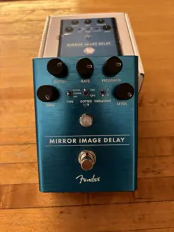 GUITAR PEDAL MINT