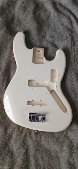 FENDER SQUIER JAZZ BASS BODY OLYMPIC WHITE