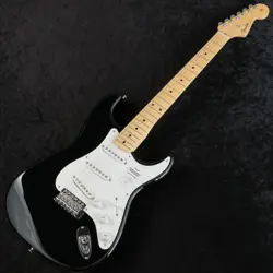 FENDER MADE IN JAPAN TRADITIONAL 50S STRATOCASTER MAPLE FINGERBOARD BLACK