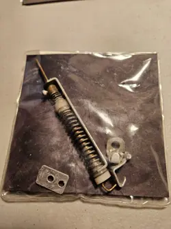 FENDER HIPSHOT TREMESETTER