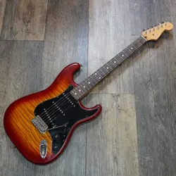 FENDER STRATOCASTER SST-39 1990'S ELECTRIC GUITAR MADE IN JAPAN