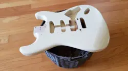 FENDER MIJ CONTEMPORARY