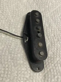 1973 VINTAGE FENDER STRATOCASTER NECK PICKUP STAGGERED-POLE BLACK BOTTOM 1970S