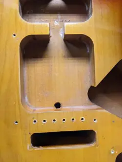 VINTAGE FENDER STRATOCASTER PLUS BODY SUNBURST STRAT?