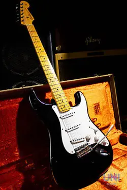 FENDER CUSTOM SHOP TEAM BUILT 1957 STRATOCASTER RELIC BLACK 2013 SAFE DELIVERY F