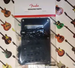 GENUINE FENDER BLACK STRAT PICKUP COVERS STRATOCASTER ACCESSORY KIT KNOBS TREM