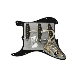 STRAT PICKGUARD ORIGINAL