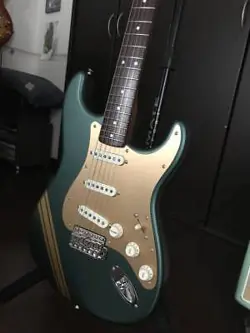 60S STRATOCASTER- FENDER