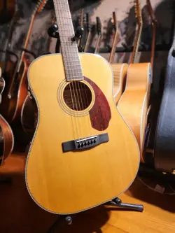 FENDER PARAMOUNT PM-1E ACOUSTIC GUITAR