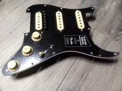 FENDER PLAYER SERIES HSS STRAT LOADED PICKGUARD