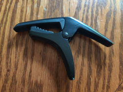 GENUINE FENDER PHOENIX ACOUSTIC/ELECTRIC GUITAR CAPO BLACK