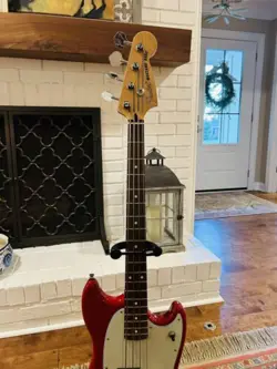 FENDER MUSTANG BASS PJ ELECTRIC 4-STRING BASS GUITAR - TORINO RED