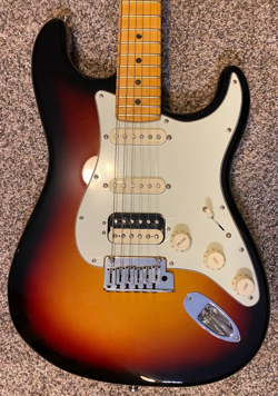 2021 FENDER AMERICAN ULTRA STRATOCASTER HSS - ULTRABURST