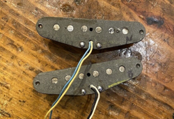 1977 FENDER MUSTANG VINTAGE PICKUP SET