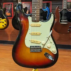 USED FENDER JAPANST62-65AS 1994 1995 MADE