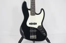 FENDER STANDARD JAZZ BASS (2000)