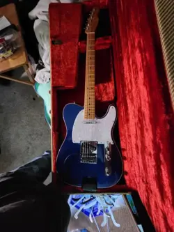 ULTRA TELECASTER RIGHT-HANDED