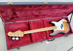 1989 SERIES FENDER