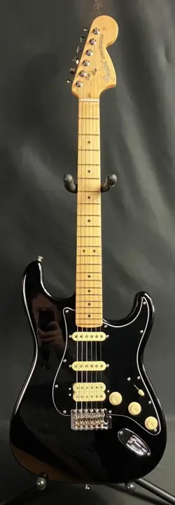 FENDER AMERICAN PERFORMER STRATOCASTER HSS ELECTRIC GUITAR GLOSS BLACK W/ BAG