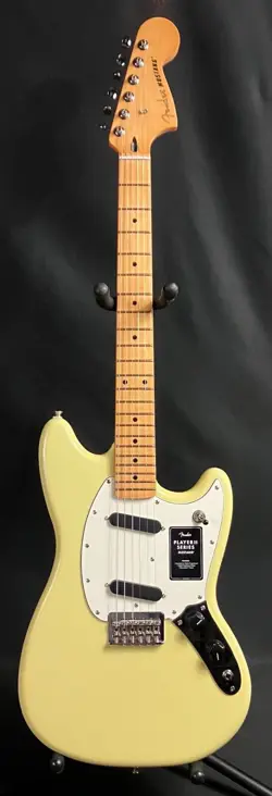 FENDER PLAYER II MUSTANG ELECTRIC GUITAR HIALEAH YELLOW FINISH