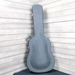 FENDER PARAMOUNT DREADNOUGHT