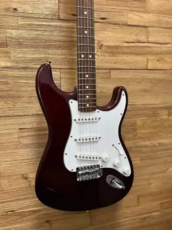 2002 FENDER STRATOCASTER MIM MIDNIGHT WINE