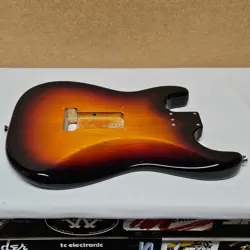 2014 FENDER AMERICAN STANDARD STRATOCASTER ALDER BODY SUNBURST USA STRAT GUITAR