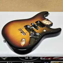 2000 FENDER AMERICAN STANDARD STRATOCASTER ALDER BODY SUNBURST USA STRAT GUITAR