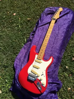 VINTAGE FENDER E SERIES MIJ JAPAN 1980'S STRATOCASTER RED SYSTEM 1