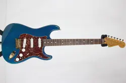 FENDER DELUXE SUPER STRAT SAFE DELIVERY FROM JAPAN