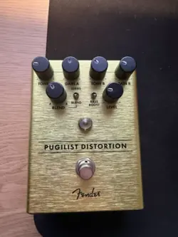 FENDER PUGILIST DISTORTION GUITAR PEDAL