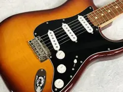 FENDER MADE IN MEXICO PLAYER STRATOCASTER PLUS TOP