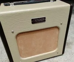 FENDER CHAMPION MINI AMPLIFIER CHAMP GUITAR AMPLIFIER AC100V