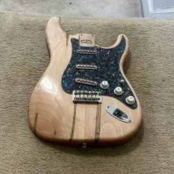 CUSTOM FENDER ERIC