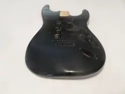 BLACK UNIVERSAL GUITAR
