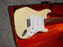 FENDER J STRAT ST62 WHITE