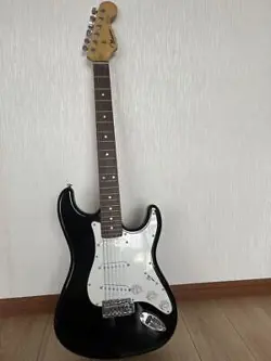 FENDER STRATOCASTER ELECTRIC GUITAR BLACK SAFE PACKING!