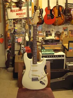 FENDER JEFF BECK STRATOCASTER 2023 ELECTRIC GUITAR