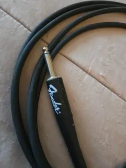 HI-Z CAPACITANCE GUITAR