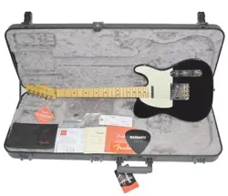 FENDER AMERICAN PROFESSIONAL II TELECASTER MN BLK WITH HARD CASE