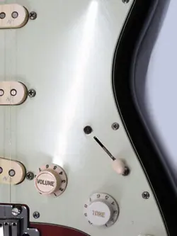 GUITAR AMERICAN DELUXE