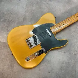 1986 MUSICAL INSTRUMENT/FENDER