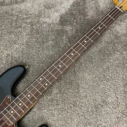 SQUIER BY FENDER CLASSIC VIBE '60S JAZZ BASS