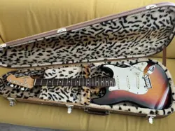 1993 FENDER AMERICAN STANDARD STRATOCASTER SUNBURST