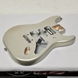 2001 FENDER AMERICAN STRATOCASTER ALDER CHROME SILVER BODY - USA STRAT GUITAR