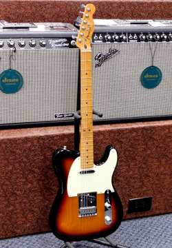2022 FENDER PLAYER PLUS TELECASTER ELECTRIC GUITAR! 3-COLOR SUNBURST! VERY NICE!