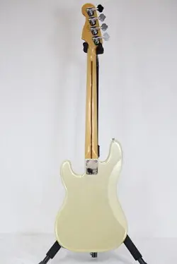 FENDER BLACKTOP PRECISION BASS