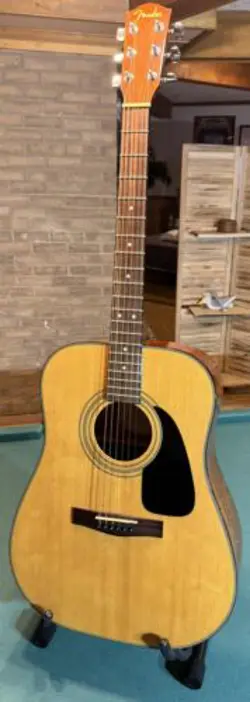 FENDER DG-8 NAT ACOUSTIC GUITAR W/ SOFT CASE